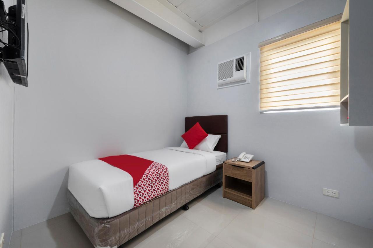 Super Oyo 515 Finnex Hotel Mandaluyong Εξωτερικό φωτογραφία