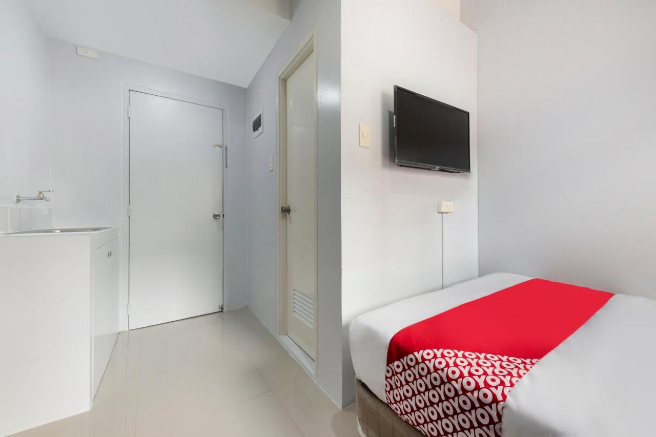Super Oyo 515 Finnex Hotel Mandaluyong Εξωτερικό φωτογραφία