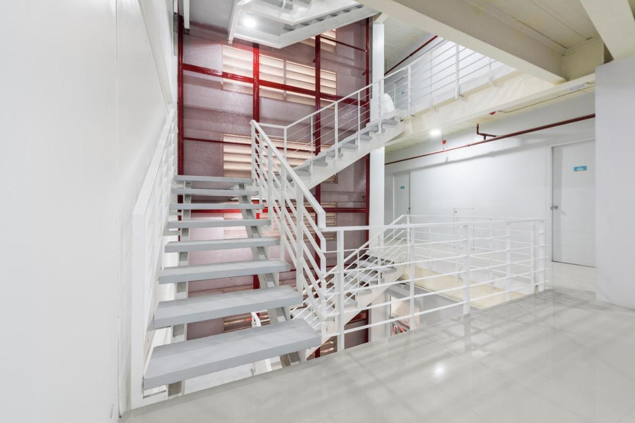 Super Oyo 515 Finnex Hotel Mandaluyong Εξωτερικό φωτογραφία