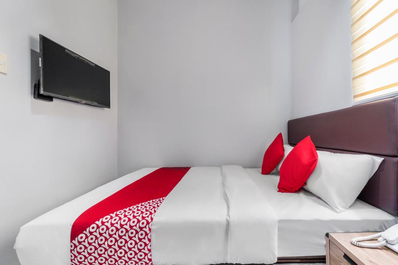 Super Oyo 515 Finnex Hotel Mandaluyong Εξωτερικό φωτογραφία